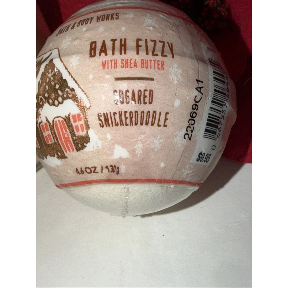 Bath & Body Works Sugared Snickerdoodle Candle and Bath Fizzy Set 7oz 4.6oz